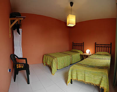 Cavoquinho - Restaurant und Pension
Cabo da Ribeira - Paúl
©Informação Turística Lucete Fortes
cabo verde foto gallerie Cavoquinho Restaurant Pension Cabo da Ribeira Paúl Kap Verde